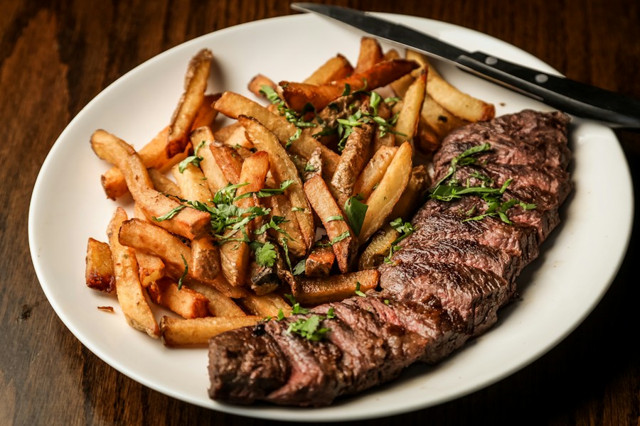 Bife da Vazia Maturado ao Alho e Alecrim